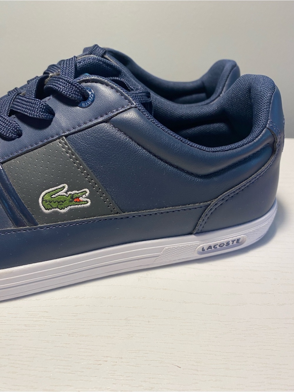 Lacoste Men’s Shoes Size 8 - Picture 2 of 7